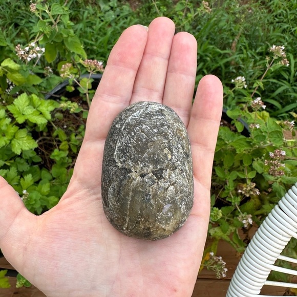 Large Natural Golden and Pink and Blue Labradorite Specimen - Picture 7 of 13